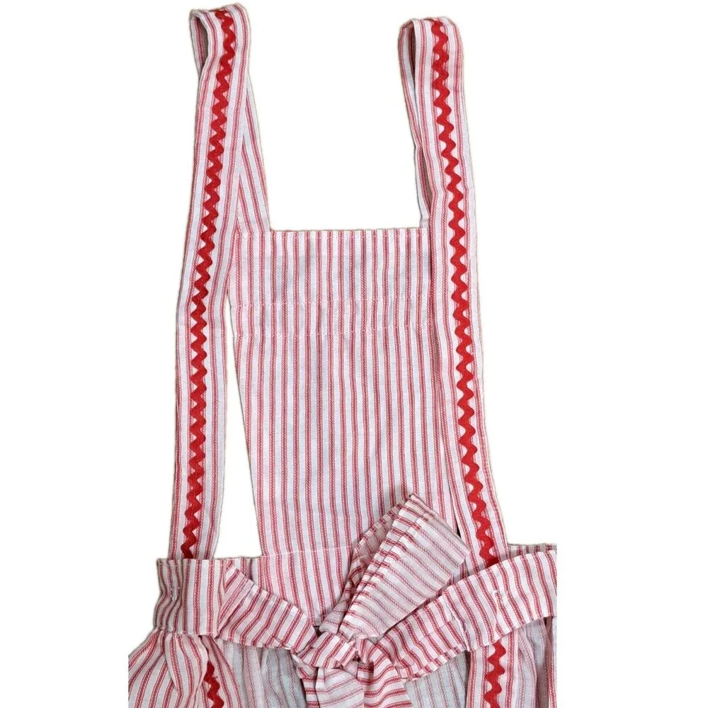 Vintage 1950's Embroidered Red, White, & Blue Apron